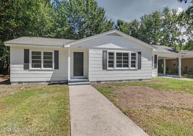 Photo 3 of Sale Pending at 3513 Hemlock Ave, Moss Point, MS 39563 | MLS# 4158983 | Listing updated on 2026-09-16