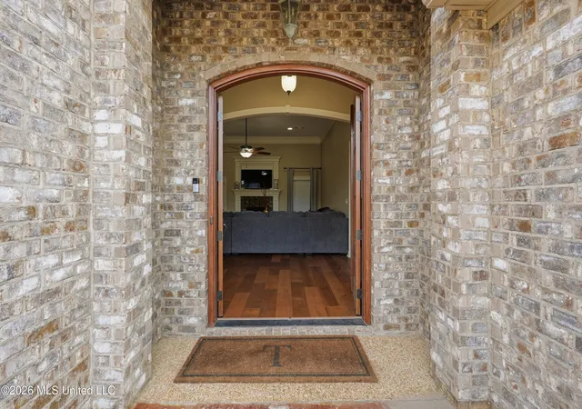 Photo 3 of Single family home for sale at 446 Edgewood Xing, Brandon, MS 39042 | MLS# 4159837 | Listing updated on 2026-08-20