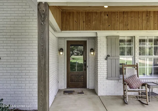 Photo 4 of Single family home for sale at 107 Germantown Rd, Gluckstadt, MS 39110 | MLS# 4159048 | Listing updated on 2026-10-19