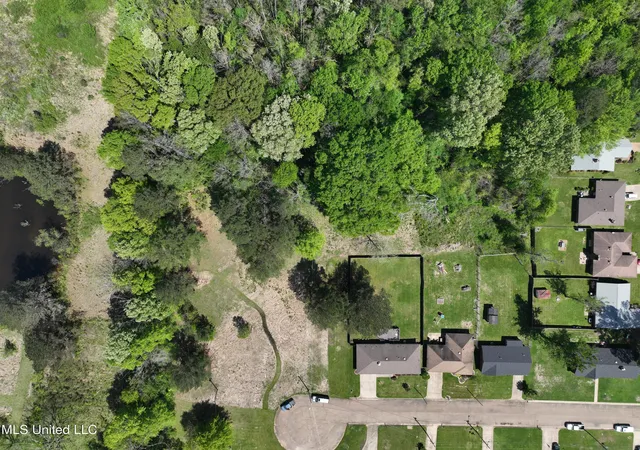Photo 3 of Land for sale at 0 Wyndallwood Dr, Jackson, MS 39212 | MLS# 4159013 | Listing updated on 2026-08-13