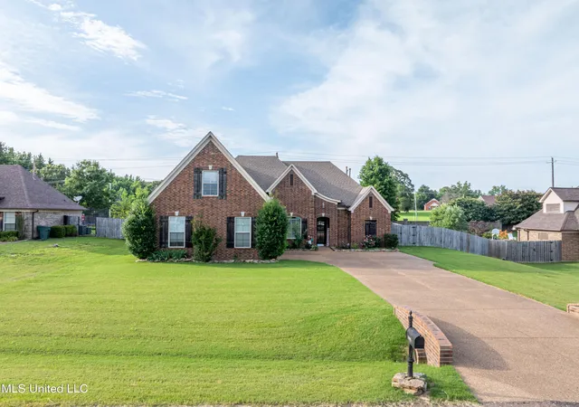 Photo 1 of Single family home for sale at 1668 Farindale Cvs, Nesbit, MS 38651 | MLS# 4159203 | Listing updated on 2026-09-06