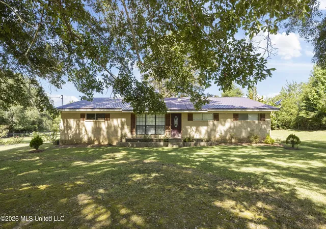 Single family home for sale at 1712 S Little River Rd, Forest, MS 39074 | MLS# 4159016