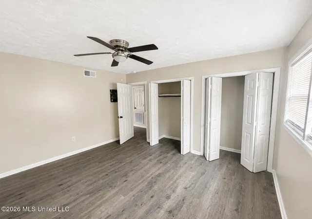Photo 4 of Multi family home for sale at 1021 Raymond Rd, Jackson, MS 39204 | MLS# 4159019 | Listing updated on 2026-08-13