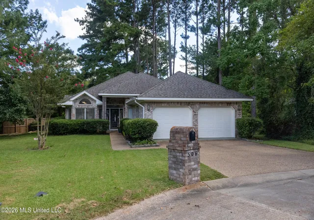 Photo 2 of Sale Pending at 506 Bay Pointe Cvs, Brandon, MS 39047 | MLS# 4159089 | Listing updated on 2026-08-21