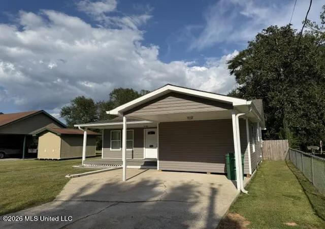 Photo 3 of Sale Pending at 712 N Haugh Ave, Picayune, MS 39466 | MLS# 4159130 | Listing updated on 2026-08-31