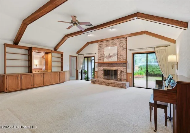 Photo 4 of Sale Pending at 144 Colonial Cir, Jackson, MS 39211 | MLS# 4160306 | Listing updated on 2026-09-27