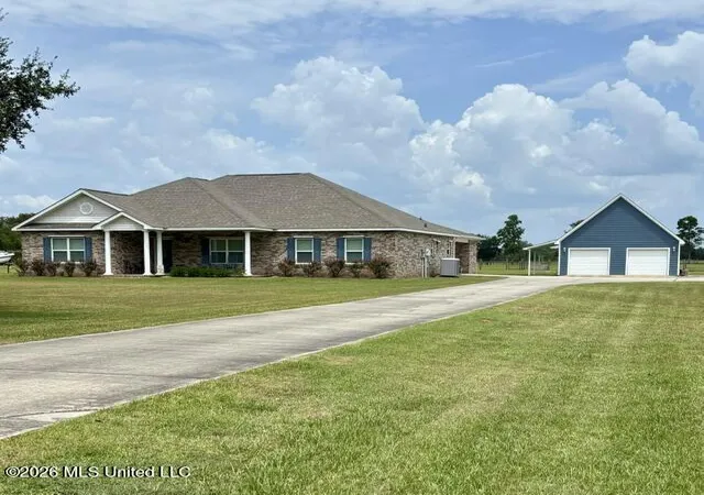 Photo 1 of Single family home for sale at 8101 Pecan Ridge Dr, Moss Point, MS 39562 | MLS# 4159102 | Listing updated on 2026-08-29