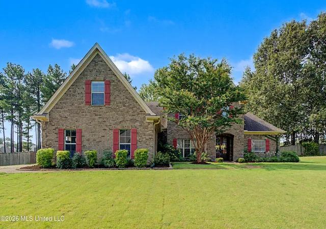Photo 1 of Single family home for sale at 3605 S New Pointe Dr, Southaven, MS 38672 | MLS# 4159925 | Listing updated on 2026-09-11