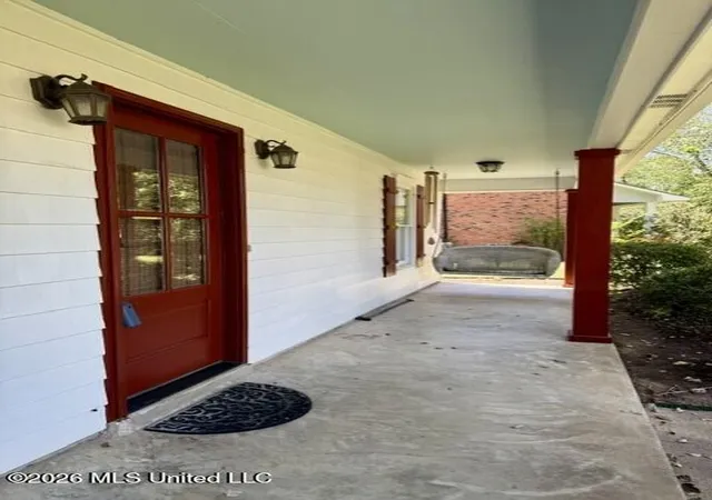 Photo 3 of Single family home for sale at 6 Turtle Ln, Natchez, MS 39120 | MLS# 4159123 | Listing updated on 2026-08-14