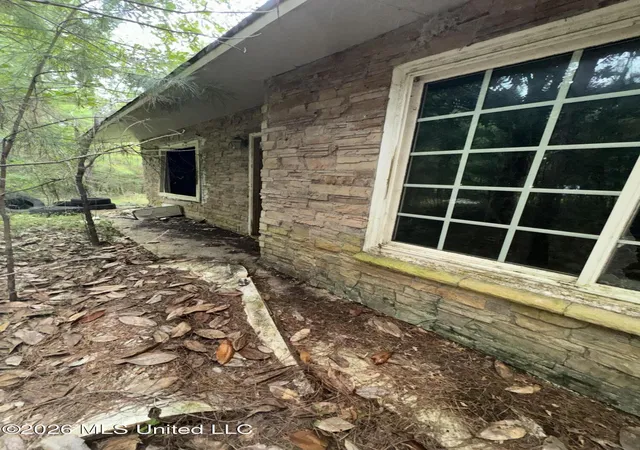 Photo 2 of Single family home for sale at 22074 Hightower Rd, Pass Christian, MS 39571 | MLS# 4159135 | Listing updated on 2026-08-14