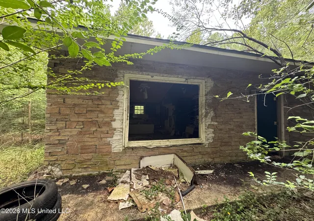 Photo 3 of Single family home for sale at 22074 Hightower Rd, Pass Christian, MS 39571 | MLS# 4159135 | Listing updated on 2026-08-14
