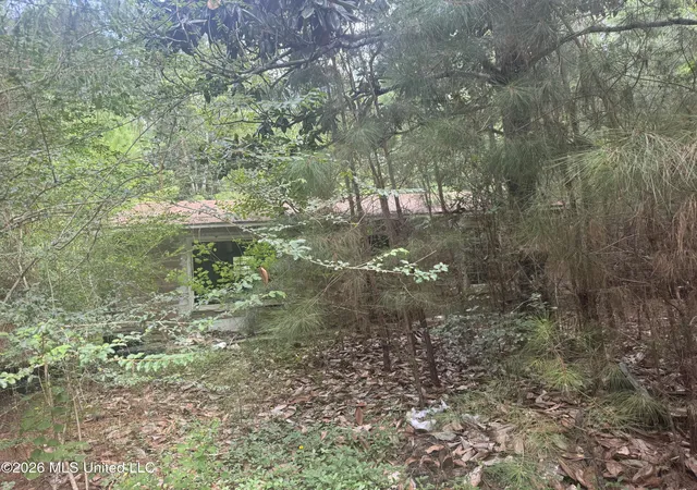 Photo 3 of Sale Pending at 22074 Hightower Rd, Pass Christian, MS 39571 | MLS# 4159135 | Listing updated on 2026-10-03