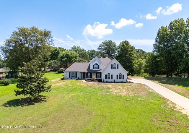 Photo 1 of Sale Pending at 8690 Hunters Run Dr, Olive Branch, MS 38654 | MLS# 4159270 | Listing updated on 2026-09-19