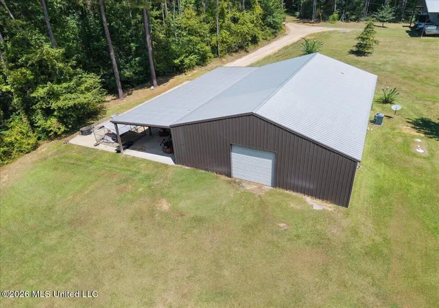 Photo 3 of Single family home for sale at 1907 Robinson Rd, Canton, MS 39046 | MLS# 4159566 | Listing updated on 2026-09-22