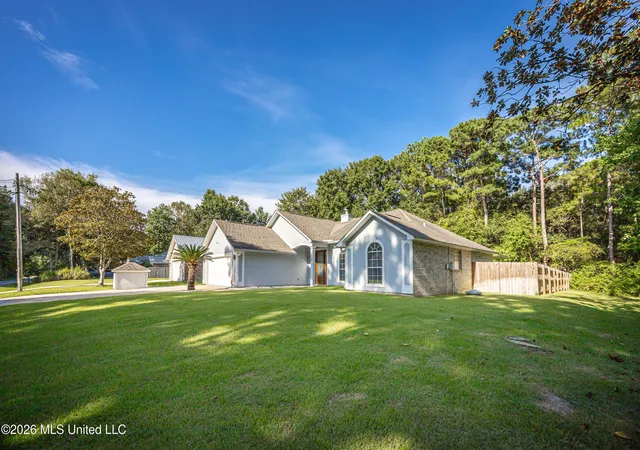 Photo 3 of Single family home for sale at 3520 N 4th Street, Ocean Springs, MS 39564 | MLS# 4159251 | Listing updated on 2026-08-19