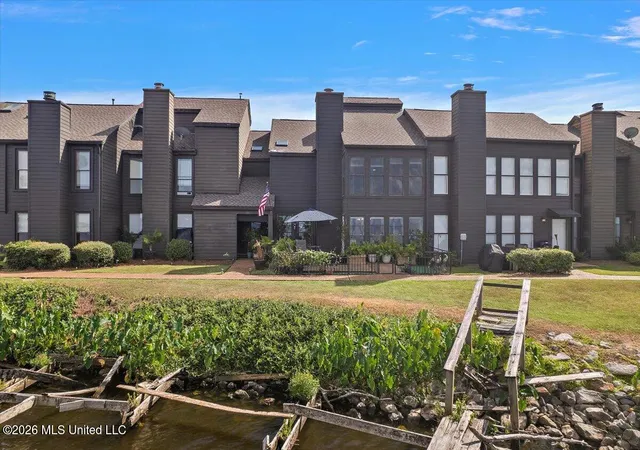 Photo 1 of Condo for sale at 12 Lake Barnett Dr, Brandon, MS 39047 | MLS# 4159147 | Listing updated on 2026-08-26