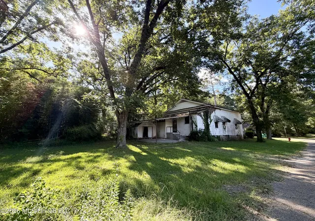 Photo 13 of Single family home for sale at 352 Mary St, Brookhaven, MS 39601 | MLS# 4159182 | Listing updated on 2026-08-14