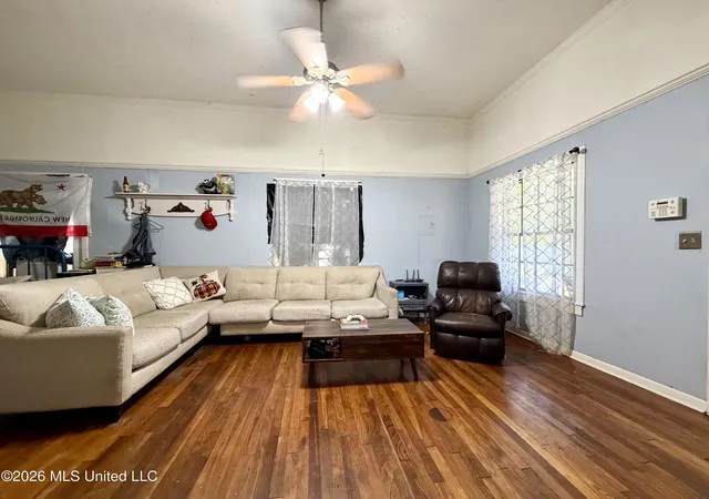 Photo 3 of Sale Pending at 352 Mary St, Brookhaven, MS 39601 | MLS# 4159182 | Listing updated on 2026-09-19