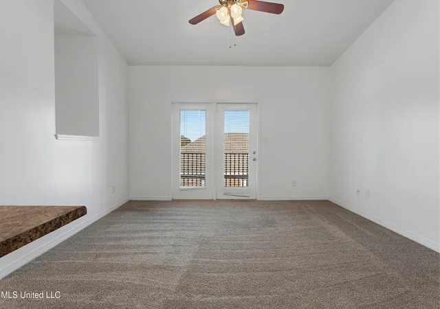 Photo 4 of House for sale at 310 Holcomb Blvd, Ocean Springs, MS 39564 | MLS# 4159950 | Listing updated on 2026-08-21