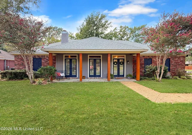 Single family home for sale at 260 Mallard Dr, Brandon, MS 39047 | MLS# 4159511