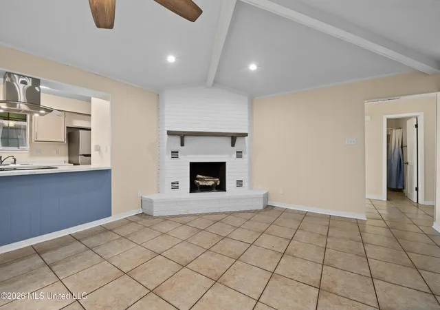 Photo 3 of Sale Pending at 139 Ridgeview Dr, Carriere, MS 39426 | MLS# 4159172 | Listing updated on 2026-10-06