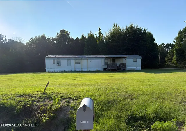 Photo 1 of Sale Pending at 17 County Rd 6, Heidelberg, MS 39439 | MLS# 4159242 | Listing updated on 2026-08-28