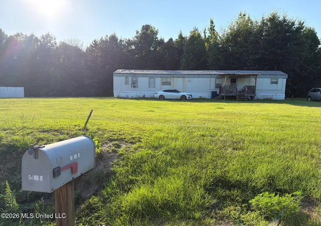 Photo 3 of Sale Pending at 17 County Rd 6, Heidelberg, MS 39439 | MLS# 4159242 | Listing updated on 2026-08-28