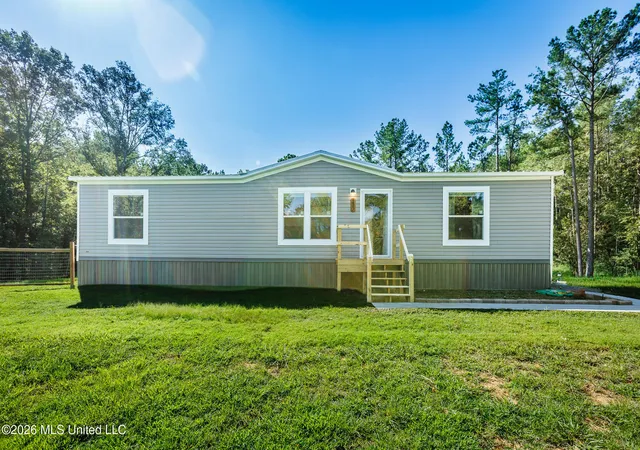 Photo 2 of Sale Pending at 227 Pickering, Florence, MS 39073 | MLS# 4159424 | Listing updated on 2026-09-10