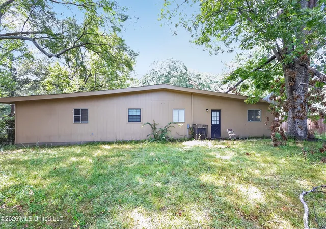 Photo 3 of Single family home for sale at 3571 Sykes Park Dr, Jackson, MS 39212 | MLS# 4159750 | Listing updated on 2026-09-14