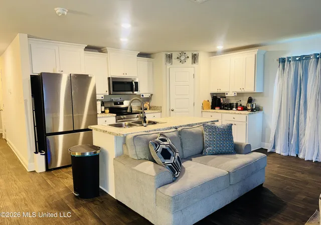 Photo 3 of Single family home for sale at 18129 Tiffany Renee Dr, Gulfport, MS 39503 | MLS# 4159215 | Listing updated on 2026-09-10