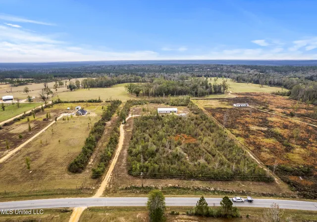 3rd image of 284 W Wire Rd, Perkinston, MS 39573 | MLS# 4159349