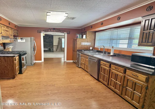 Photo 3 of Sale Pending at 491 S Thunderbird Dr, Hernando, MS 38632 | MLS# 4159246 | Listing updated on 2026-09-30