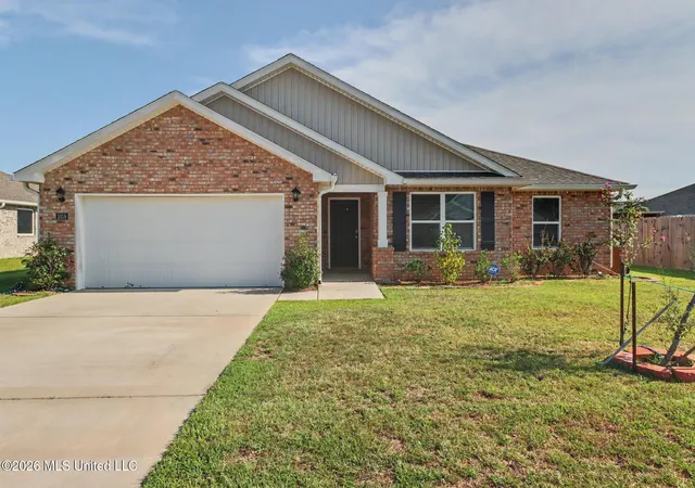 Photo 2 of Single family home for sale at 1059 Enclave Cir, Long Beach, MS 39560 | MLS# 4159276 | Listing updated on 2026-09-08