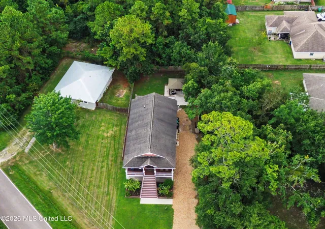 Photo 3 of Sale Pending at 1009 Saint Joseph St, Waveland, MS 39576 | MLS# 4159241 | Listing updated on 2026-10-02