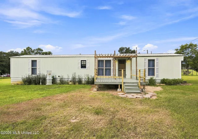 Photo 1 of Single family home for sale at 28233 Willie Malley Rd, Pass Christian, MS 39571 | MLS# 4159275 | Listing updated on 2026-09-20