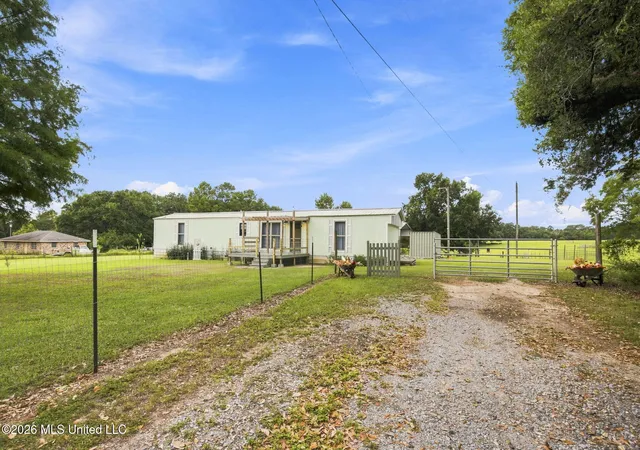 Photo 2 of Single family home for sale at 28233 Willie Malley Rd, Pass Christian, MS 39571 | MLS# 4159275 | Listing updated on 2026-09-20