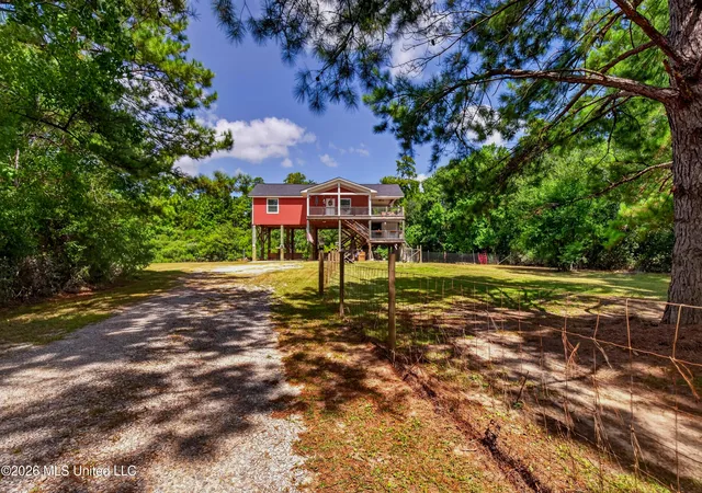 Photo 4 of Sale Pending at 7303 Magnolia Dr, Pass Christian, MS 39571 | MLS# 4159297 | Listing updated on 2026-10-07
