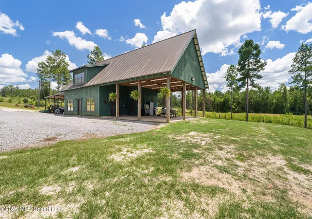Photo 2 of Single family home for sale at 59 Clear Pines Dr, Sumrall, MS 39482 | MLS# 4159593 | Listing updated on 2026-08-18