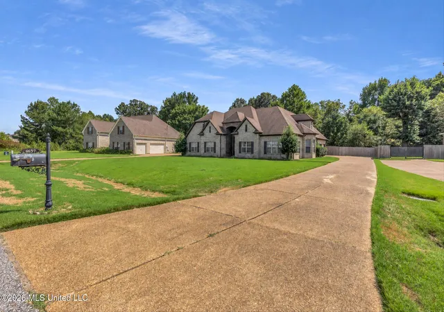 Photo 2 of Single family home for sale at 4657 Wedge Hl Dr, Olive Branch, MS 38654 | MLS# 4159290 | Listing updated on 2026-08-15