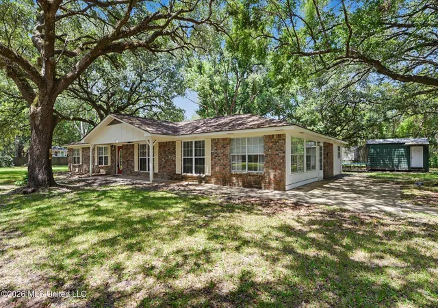 Photo 3 of Sale Pending at 9121 Prairiebrook Rd, Moss Point, MS 39562 | MLS# 4159319 | Listing updated on 2026-09-11