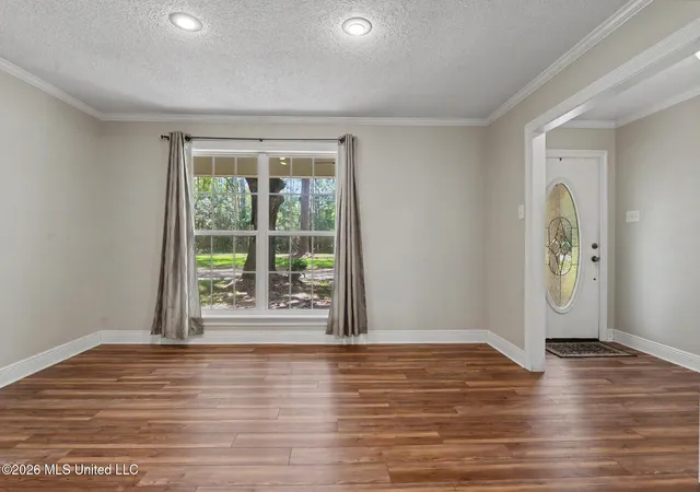 Photo 3 of Sale Pending at 9121 Prairiebrook Rd, Moss Point, MS 39562 | MLS# 4159319 | Listing updated on 2026-09-11