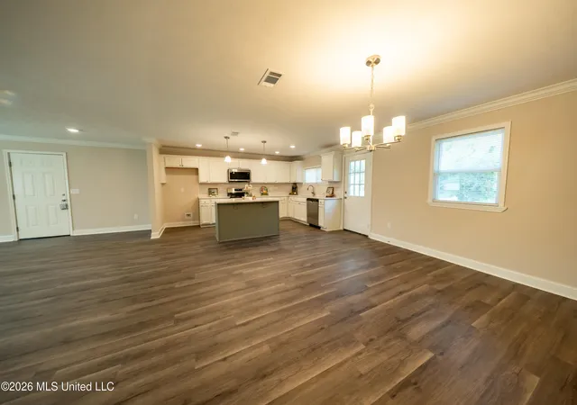 Photo 3 of Sale Pending at 3579 Dry Grv Rd, Crystal Springs, MS 39059 | MLS# 4159419 | Listing updated on 2026-09-18