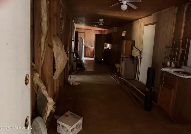Photo 3 of Single family home for sale at 735 Seminole Ave, Grenada, MS 38901 | MLS# 4159558 | Listing updated on 2026-08-18