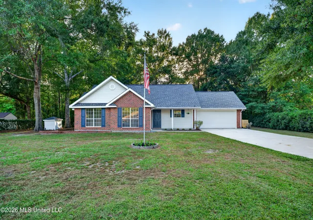 Photo 3 of Single family home for sale at 23 Ridge Crst Dr, Picayune, MS 39466 | MLS# 4159338 | Listing updated on 2026-09-21