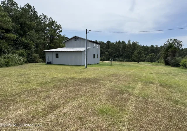 4th image of 375 Ms-13, Wiggins, MS 39577 | MLS# 4159955