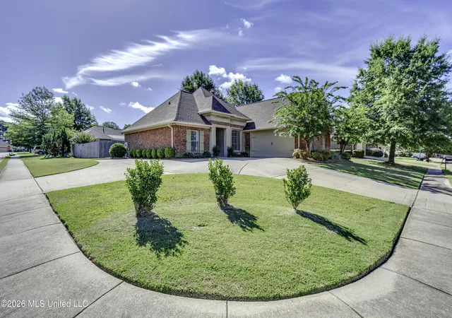 Photo 3 of Sale Pending at 801 Windlass Cvs, Brandon, MS 39047 | MLS# 4159435 | Listing updated on 2026-08-19