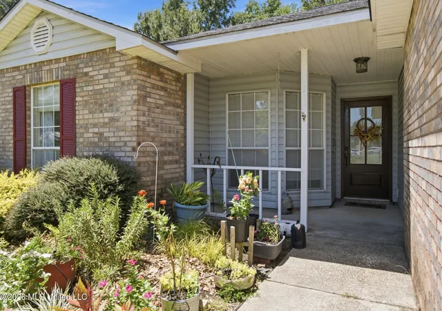 Photo 3 of Single family home for sale at 219 N Lang Ave, Long Beach, MS 39560 | MLS# 4159405 | Listing updated on 2026-09-01