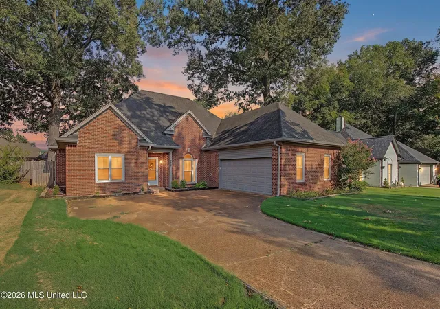 Photo 1 of Single family home for sale at 5960 Southridge Dr, Olive Branch, MS 38654 | MLS# 4159361 | Listing updated on 2026-09-01