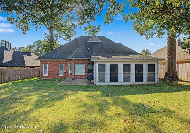 Photo 2 of Single family home for sale at 5960 Southridge Dr, Olive Branch, MS 38654 | MLS# 4159361 | Listing updated on 2026-09-01