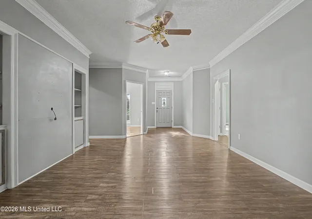 Photo 3 of Single family home for sale at 5960 Southridge Dr, Olive Branch, MS 38654 | MLS# 4159361 | Listing updated on 2026-09-01